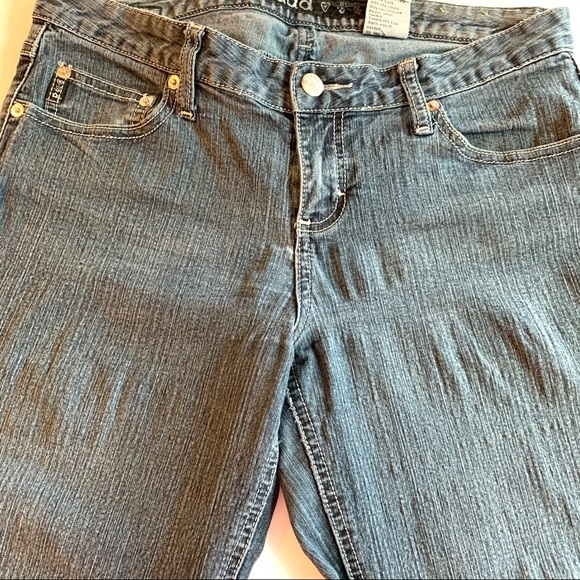 Mudd Jean Capris 9 - Picture 2 of 9